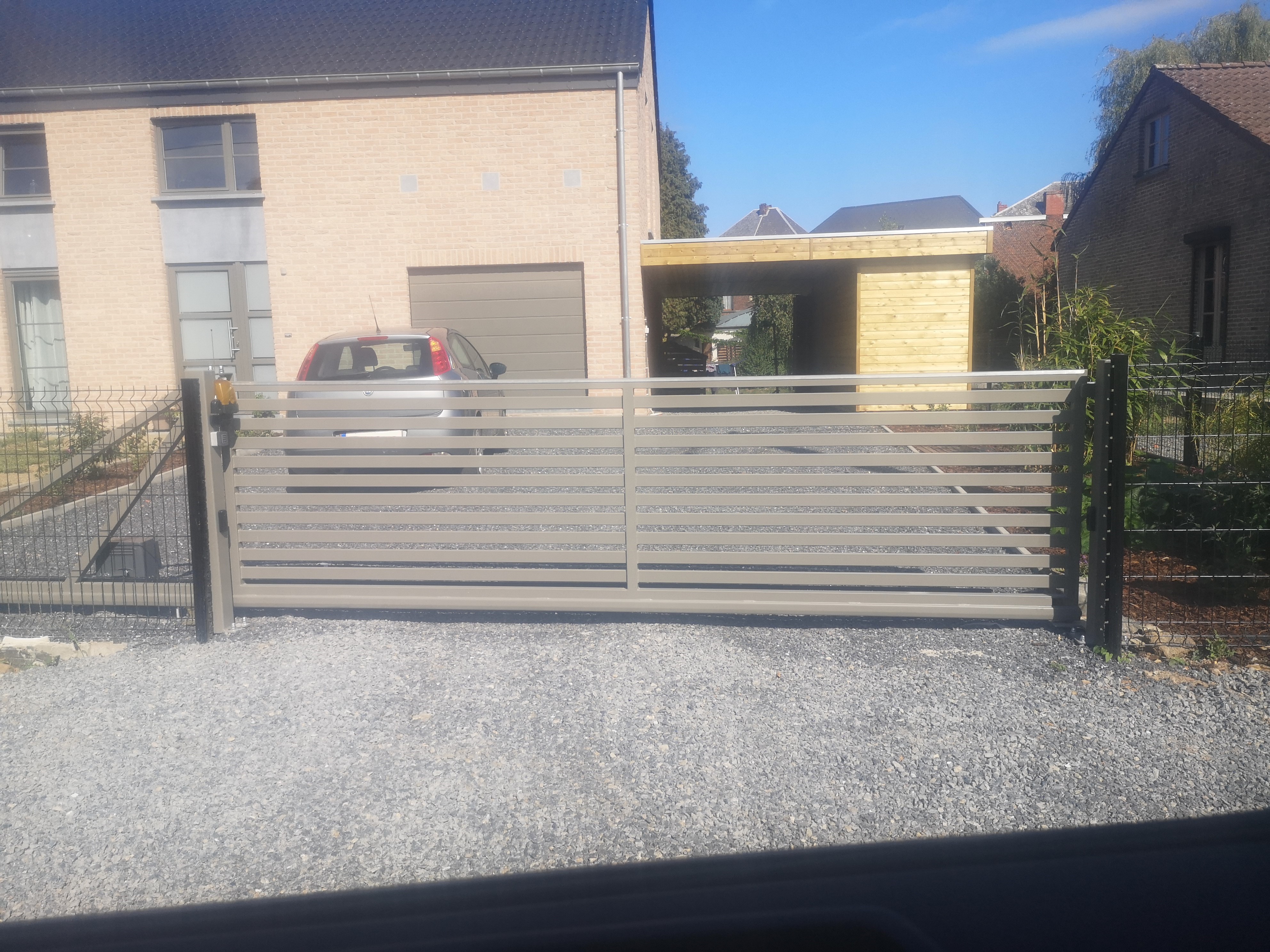 Automatisation sur portail autoportant